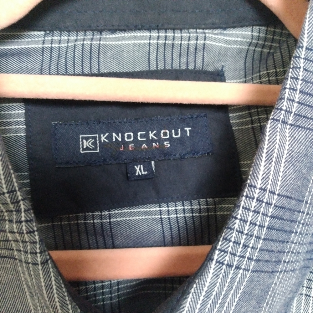 Knockout Jeans Blue Plaid Tab Sleeve Button Front Shirt Size XL - Picture 5 of 7